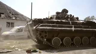 ШОКИРУЮЩЕЕ ВИДЕО С ЗОНЫ АТО Реальный Бой Украина 28 06 2017