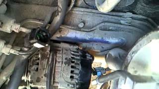 Как снять генератор  дэу матиз Daewoo Matiz alternator
