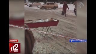 Вдова поставила гроб с телом умершего мужа к зданию Правительства. Жесть!