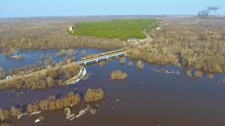 РАЗЛИВ НА РЕКЕ ВОРОНА 2018.04.11. 4К.