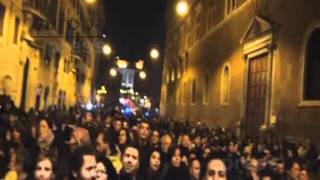 Berlusconi presenta su dimisión