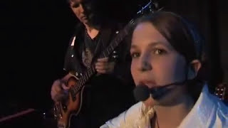 Knocking On Heaven's Door - MonaLisa Twins (Bob Dylan Cover) live!
