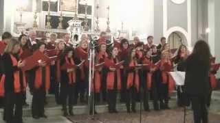 Medley natalizio - Coro Polifonico InCanto - Concerto di Natale 2014
