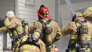 Big House Fire - Victorian Home Burns In Modesto, California - 2 Firefighters Injured - Modesto News