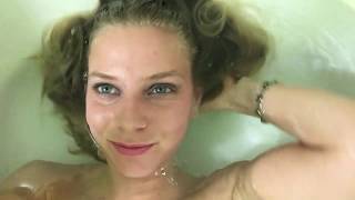 @Trinamason aquatic intellectual poetry in the bath tub 12:29am december 1 2018