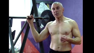 Приседания со штангой для здоровья: техника выполнения в атлетизме