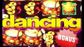 ✦ DANCING DRUMS ✦ SLOT MACHINE BONUS & BIG WINS! ☞ Slot Traveler