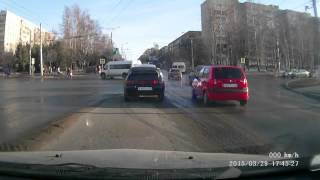 Чебоксары массовое нарушение ПДД. Видимо камеры не работают
