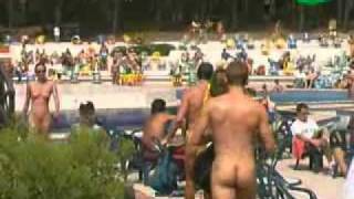 Naturisme: Respect des autres et de la nature, convivialité sérénité délicatesse bienveillance.