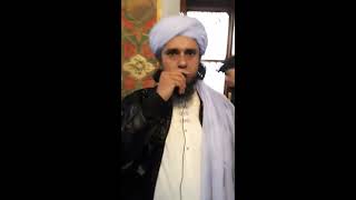 Mufti Tariq Masood at the Dargah of Sultan Mohammad Fateh  In Turkey  - Mufti Tariq Masood In Turkey