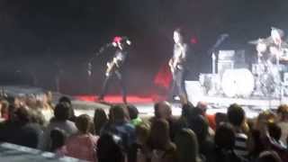 Cassadeee Pope PRANKED by Rascal Flatts Band @CassadeePope @RascalFlatts #FrameByFrame