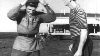Пётр Алейников в фильме "Трактористы" (1939) (Савка)