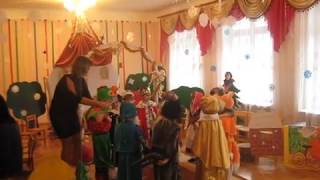 Українсько-англійська розвага "Новорічний бал"