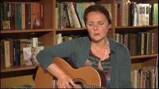 поэт, автор-исполнитель Ирина Голубева