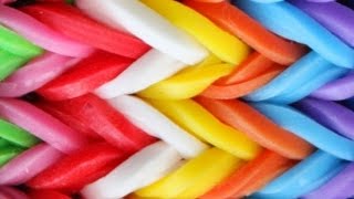 Как плести браслеты и колечки из резинок Rainbow Loom Bands.Без станка.Поделки с детьми!