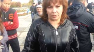 В Якутске толпа требует у полиции выдать насильника 4 летней девочки