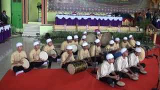 Haflatu-t-Takhrîj Pondok Pesantren Daar el-Qolam 1 Angkatan 37 - Penampilan Marawis Santriwan
