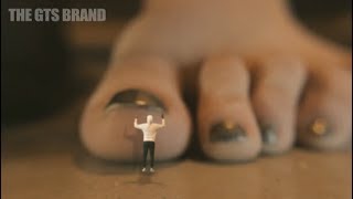 A Giant Toe Ride (Giantess)