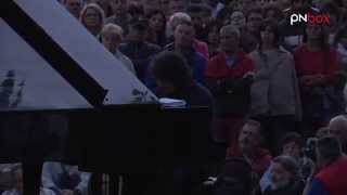 Remo Anzovino: un concerto all'alba sul Noncello. Pordenone