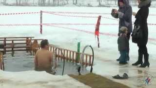 Белгород 2013. Купание в Крещенской купели.(m)