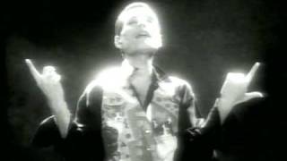 Queen These Are The Days Of Our Lives (fotos del video) FREDDIE TE AMO