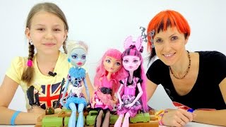 Монстр Хай и готовим мороженое из play doh.