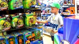 VLOG: Нашествие БАБОЧЕК // Магазин ИГРУШЕК день Шопинга!
