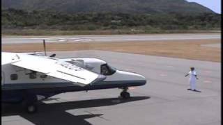 新中央航空　新島空港から離陸するドルニエ228を撮ってみた