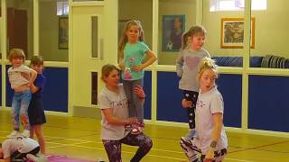 Спортивно-Современные Танцы / Дети 4-6 лет. Как смешно танцуют дети. Children dancing.