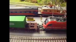 My model of Slovenian Railways eletric locomotive class SZ 541 with freight train and changing