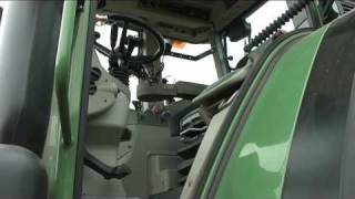 Fendt Vario 718 tractor in action