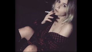 SMOKING GIRLS #2