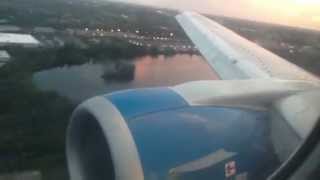 Bahamasair 737-500 Landing
