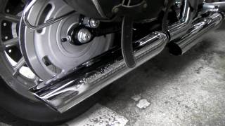 スクリーミンイーグル・ストリートパフォーマンス（マンション駐車場）