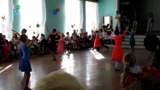 Выступление по программе 6 танцев. Средняя группа.