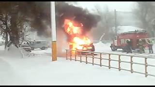 В Костанае сгорел микроавтобус