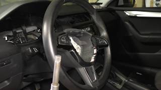 На Жигулях сложнее  - Skoda Octavia A7 снятие руля.