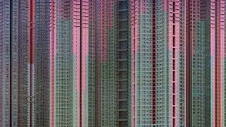 水泥森林裏的香港：冰冷高樓與溫情日常