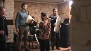 Стуян от долу идеше,Абре Вълко...изп.Нели Танева и орк.Елхово...