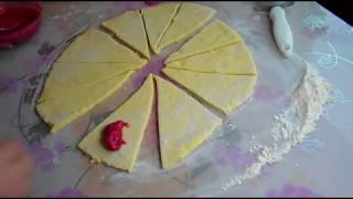 Пышные и мягкие рогалики с начинкой.  Просто вкусно!