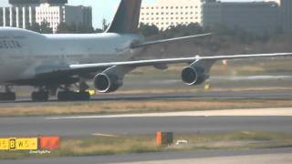 Korean Air Boeing 777-300 Departing from Narita Int'l to Seoul, Incheon Int'l Part 1