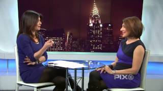 PIX11 News at 5 - Tamsen Fadal pantyhose legs & thighs (12-09-13)