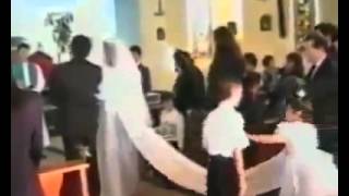 Прикол на свадьбе! Дети раздели невесту