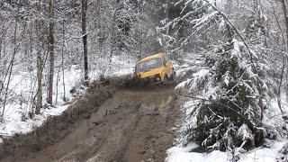 Первая весенняя грязь!!! Стоковая НИВА на лесовозной дороге!!! Off-Road