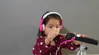 [예솔이TV] 면봉으로 마이크 긁기 / 아기 스크래칭 ASMR ? / scratching asmr