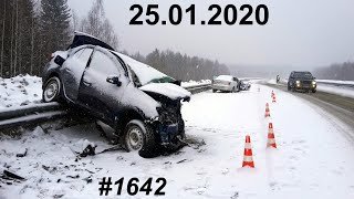 Новая подборка ДТП и аварий от канала «Дорожные войны!» за 25.01.2020. Видео № 1642.