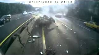 Страшная аварии снятая на видео-регистратор
