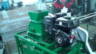 Машина шелушильная для шишки кедрового ореха МШВ-0.1.