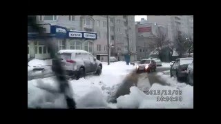 Почему нужно чистить снег на крыше?!