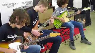 Amazing Guitar Riffs From 14 Year Old Brandon "TAZ" Niederauer At The Dallas Guitar Show